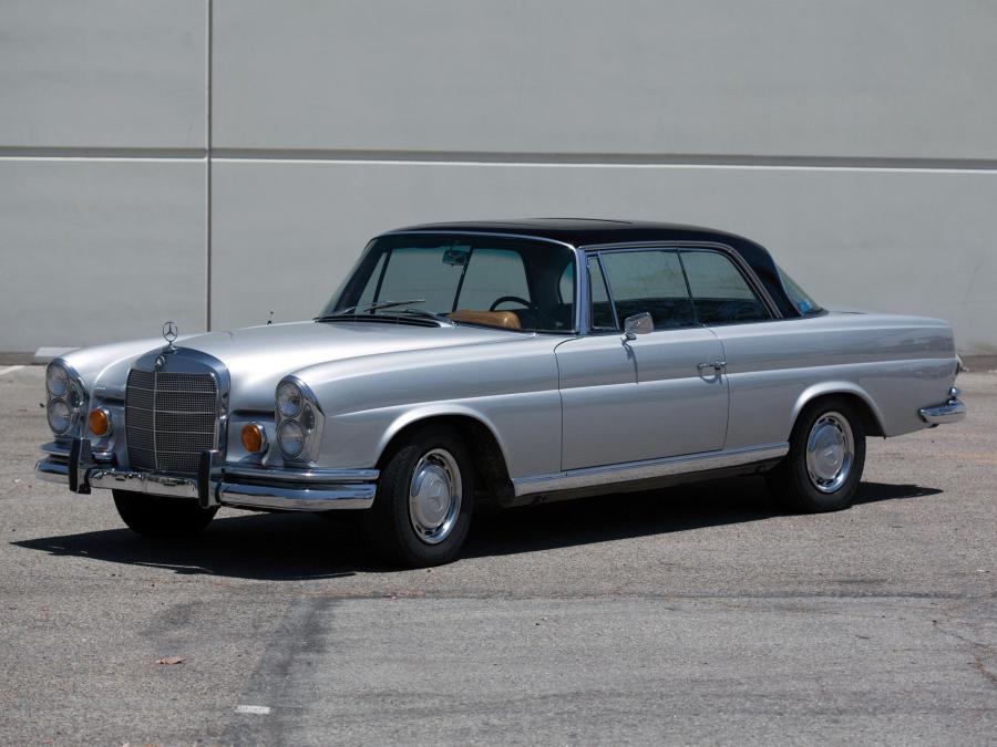  Mercedes-Benz 300 SE Coupe 1962 года  (фото 10 из 13)